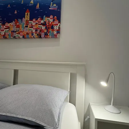 M A R 1 Dubrovnik